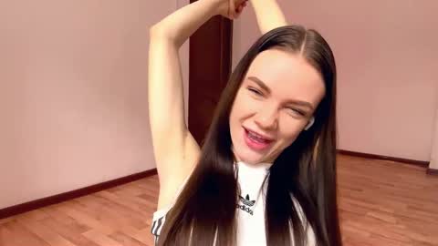 Rachel online show from November 5, 2025, 8:25 am