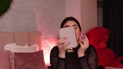 RachelSwaan online show from February 27, 2025, 5:34 am