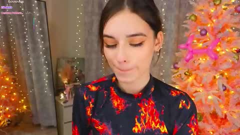 Snapshot of radaberesford chatting on December 16, 2025, 5:40 pm Rada o online show from December 16, 2025, 5:40 pm