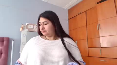 Snapshot of radiantgoddes chatting on January 8, 2025, 1:41 pm radiantgoddes online show from January 8, 2025, 1:41 pm