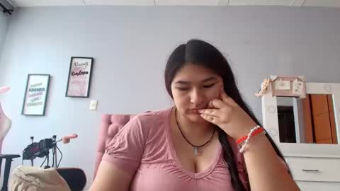 Snapshot of radiantgoddes chatting on February 3, 2025, 1:51 pm radiantgoddes online show from February 3, 2025, 1:51 pm