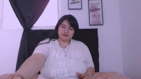 Snapshot of radiantgoddes chatting on September 27, 2025, 2:11 pm radiantgoddes online show from September 27, 2025, 2:11 pm