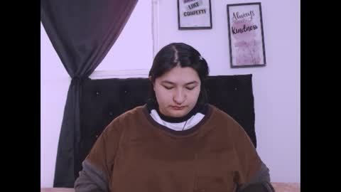 Snapshot of radiantgoddes chatting on October 1, 2025, 1:06 pm radiantgoddes online show from October 1, 2025, 1:06 pm