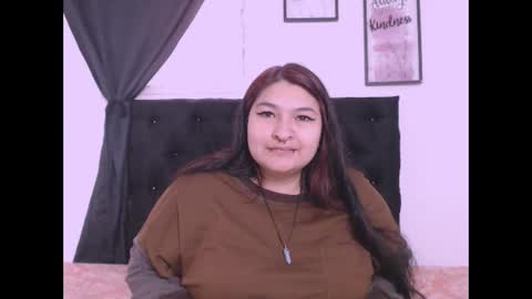 Snapshot of radiantgoddes chatting on November 6, 2025, 1:45 pm radiantgoddes online show from November 6, 2025, 1:45 pm