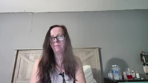 Snapshot of radiantpeachgoddess chatting on February 15, 2025, 5:28 pm Radiant Peach Goddess online show from February 15, 2025, 5:28 pm