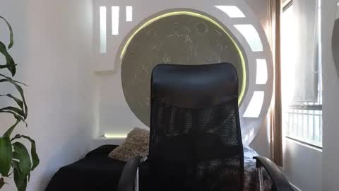 R A F A E L online show from October 16, 2025, 8:43 pm