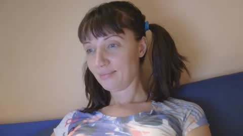 Rafaella online show from April 9, 2026, 8:58 pm