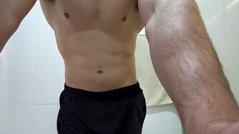 Snapshot of rafaelm1704 chatting on June 21, 2026, 4:42 pm rafaelm1704 online show from June 21, 2026, 4:42 pm