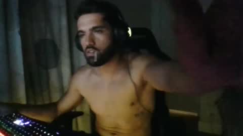 can you tell me something online show from November 4, 2025, 5:17 am