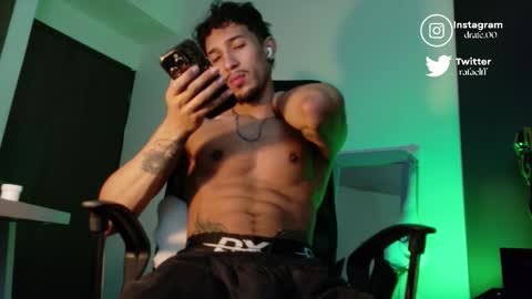 IG online show from October 19, 2025, 4:24 am