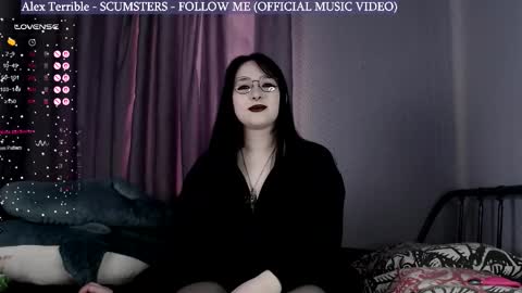 Janna  online show from December 17, 2025, 6:08 am