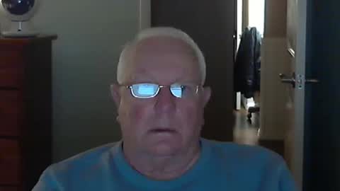 Snapshot of raiderman215 chatting on February 18, 2026, 2:46 pm raiderman215 online show from February 18, 2026, 2:46 pm