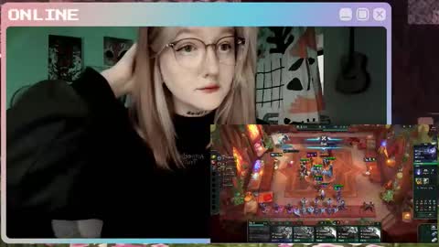 Snapshot of raiingurl chatting on November 5, 2025, 6:46 am Kate online show from November 5, 2025, 6:46 am