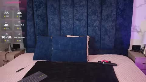  Welcome to my room  online show from September 19, 2025, 4:40 pm