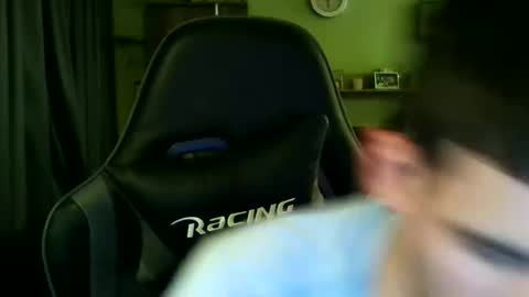 Snapshot of raimondo32 chatting on December 16, 2024, 5:11 pm Raimondo te Paste online show from December 16, 2024, 5:11 pm