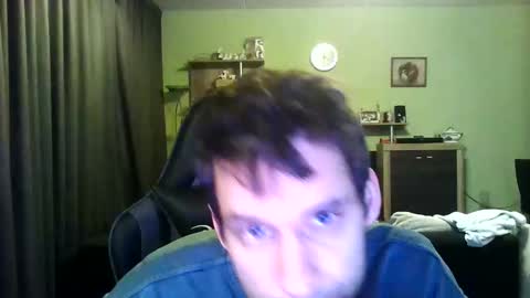 Snapshot of raimondo32 chatting on February 18, 2025, 2:59 pm Raimondo te Paste online show from February 18, 2025, 2:59 pm