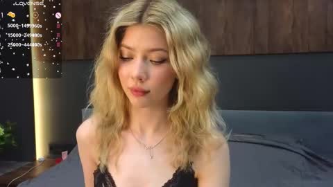 Snapshot of rainauge chatting on February 21, 2025, 8:49 pm Lisa online show from February 21, 2025, 8:49 pm