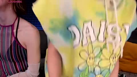 Joline and Alexa online show from April 15, 2026, 3:35 am