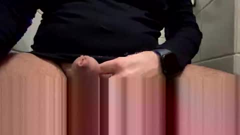 Snapshot of raindog72 chatting on November 16, 2025, 11:54 pm Raindog online show from November 16, 2025, 11:54 pm