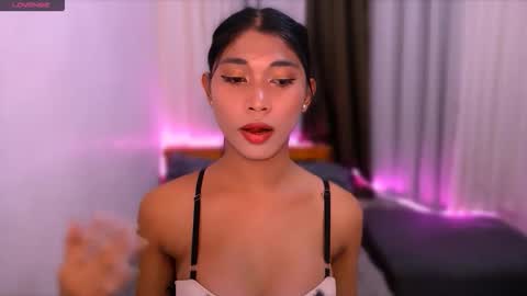 raindrizzle1706 online show from February 27, 2026, 1:38 am