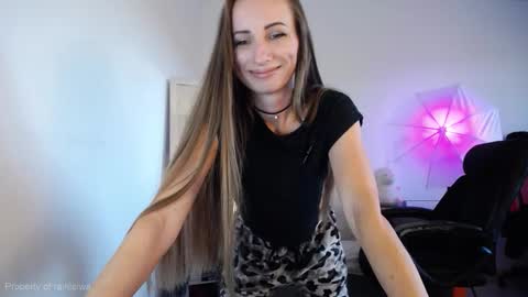 Call me Lei online show from September 22, 2025, 3:47 pm