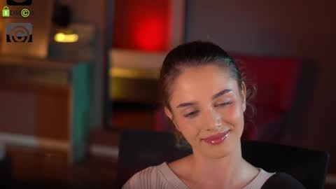 Raisa online show from November 24, 2025, 6:40 pm