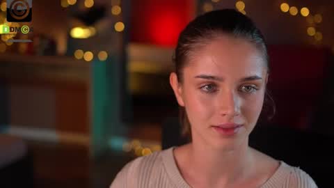 Raisa online show from December 22, 2025, 7:00 pm