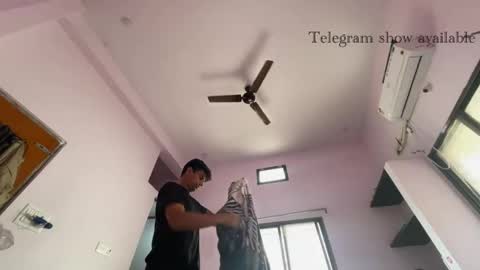 raju_smith online show from November 24, 2025, 6:57 am