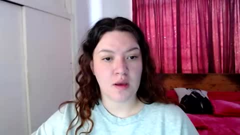 Snapshot of ramona15 chatting on August 2, 2026, 8:18 pm Ramona online show from August 2, 2026, 8:18 pm