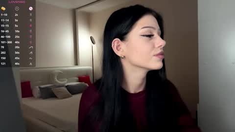 Snapshot of randiburt_ chatting on February 12, 2026, 5:41 pm Luna online show from February 12, 2026, 5:41 pm