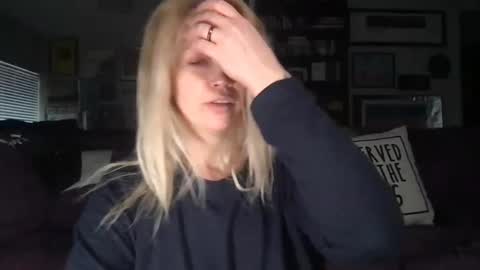 Snapshot of randiigirl69 chatting on February 19, 2025, 3:27 pm Randii online show from February 19, 2025, 3:27 pm