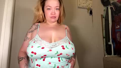 Snapshot of randiigirl69 chatting on October 11, 2025, 9:30 am Randii online show from October 11, 2025, 9:30 am