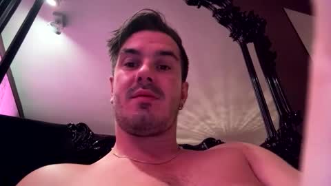 randn08 online show from September 24, 2025, 2:15 am