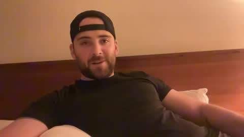 randomdude5950 online show from December 10, 2024, 2:59 am