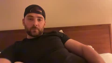 randomdude5950 online show from May 22, 2026, 1:35 am