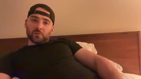 randomdude5950 online show from June 8, 2026, 2:01 am