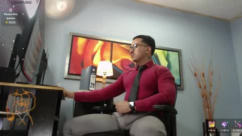 randylukehot online show from April 24, 2026, 7:38 pm