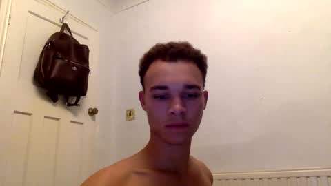 randyrio11 online show from April 11, 2026, 2:38 am