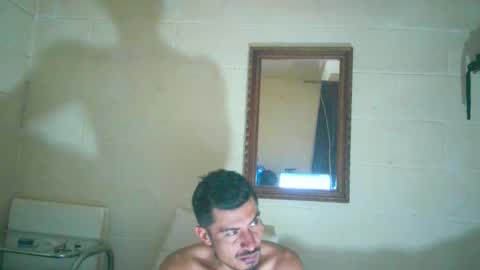 Snapshot of rangelmunoz chatting on October 20, 2025, 2:12 am Rangel online show from October 20, 2025, 2:12 am