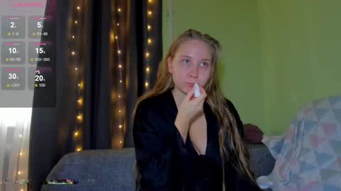 Snapshot of rapunzel_bb chatting on January 25, 2025, 9:26 am Im Kira ntmu online show from January 25, 2025, 9:26 am