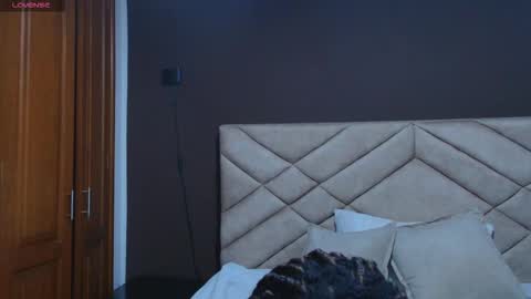 Raquel online show from November 13, 2025, 11:53 am