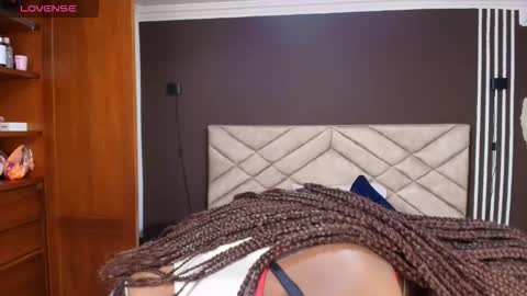 Raquel online show from January 7, 2026, 11:56 am