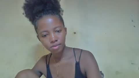 Snapshot of rasoanirinaa chatting on February 25, 2026, 9:30 am rasoanirinaa online show from February 25, 2026, 9:30 am