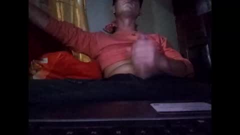 Snapshot of raspines chatting on October 23, 2025, 6:34 am Raspiness Cam online show from October 23, 2025, 6:34 am