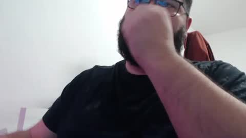 Snapshot of rastalover chatting on February 18, 2025, 8:36 pm LoveMan online show from February 18, 2025, 8:36 pm