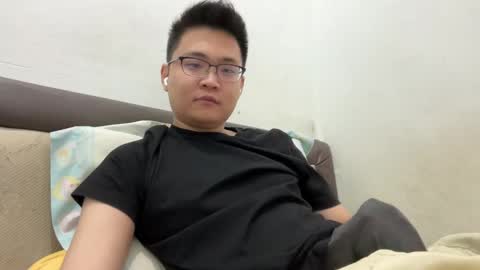 randomnaut online show from February 17, 2025, 7:21 pm