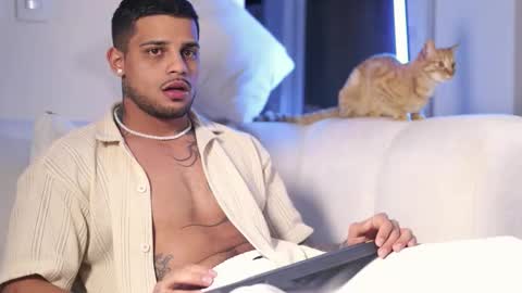 rausch77 online show from November 9, 2025, 7:28 am