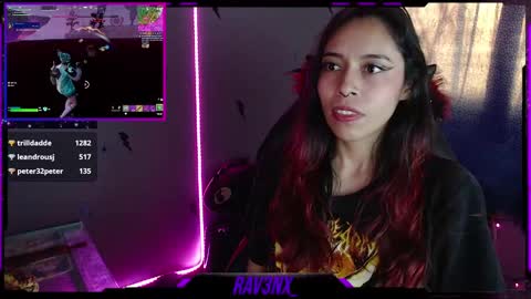 Snapshot of rav3nx_ chatting on January 1, 2025, 11:38 am online show from January 1, 2025, 11:38 am