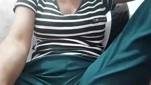 rava_sexy online show from October 8, 2025, 11:41 am