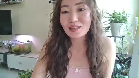 raveliss online show from March 21, 2026, 11:04 am